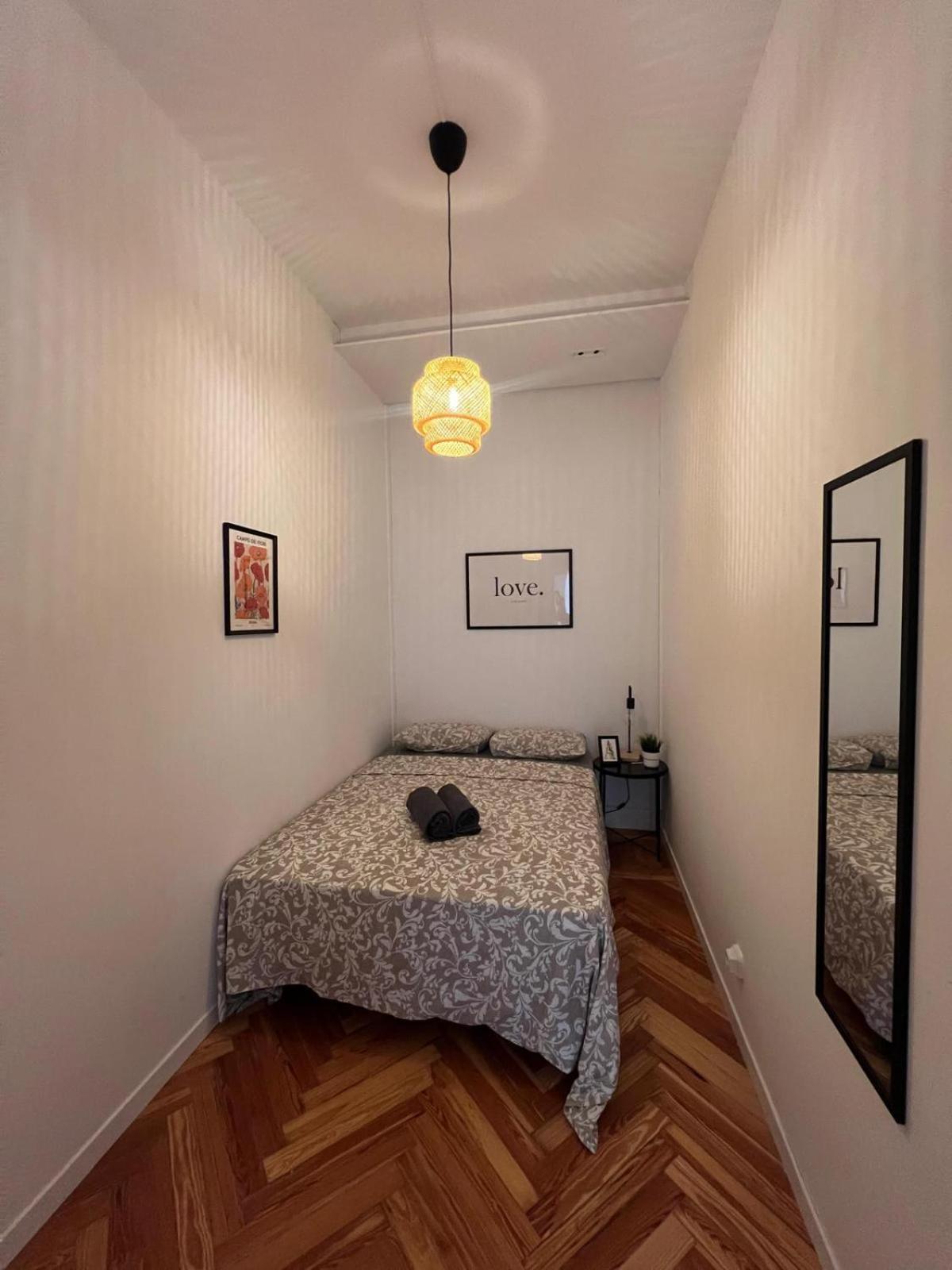 Private Rooms In Magdalena Street Madrid Kültér fotó