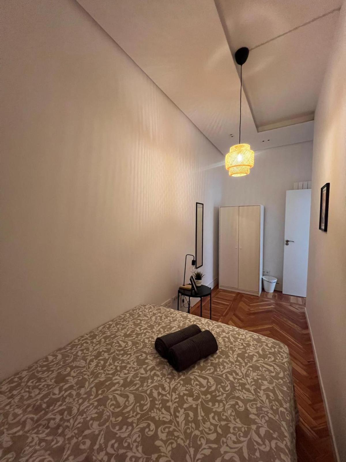 Private Rooms In Magdalena Street Madrid Kültér fotó